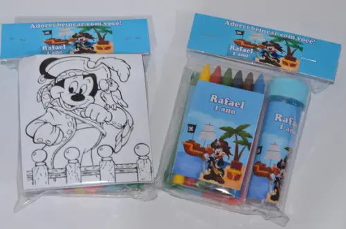 Kit Massinha, Giz de Cera e Bolinha de Sabão Mickey Pirata