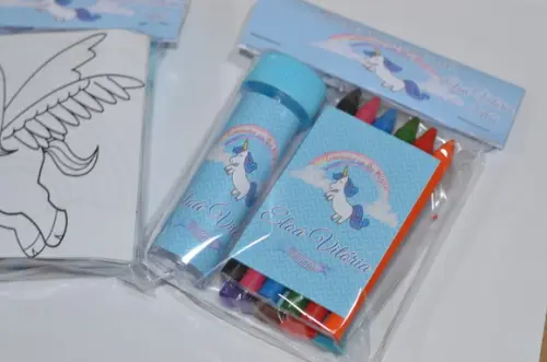 Kit Massinha, Giz de Cera e Bolinha de Sabão Unicórnio