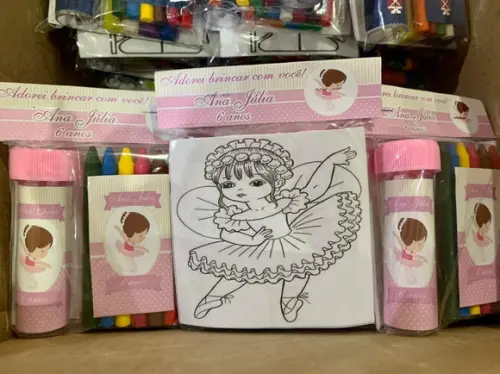 Kit Massinha, Giz, Bolinha de Sabão Bailarina e Soldadinho