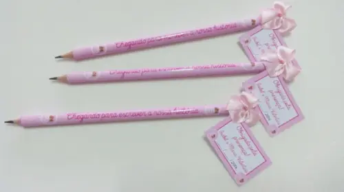Lápis Personalizado com Laço e Tag