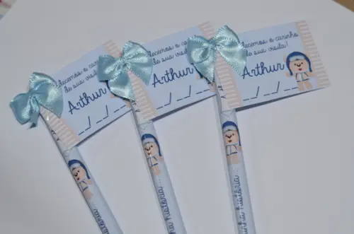 Lápis Personalizado com Laço e Tag Urso Aviador