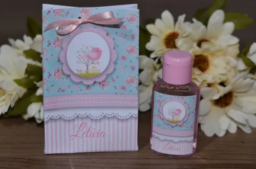 Lembrancinha Álcool Gel com Sacolinha