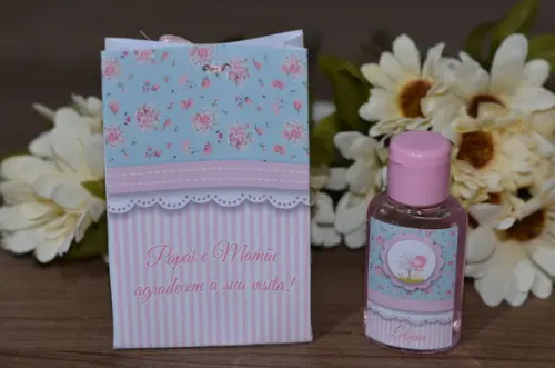 Lembrancinha Álcool Gel com Sacolinha