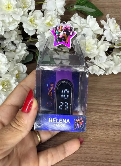 Relógio Digital com Caixinha Personalizada Guerreiras K-pop