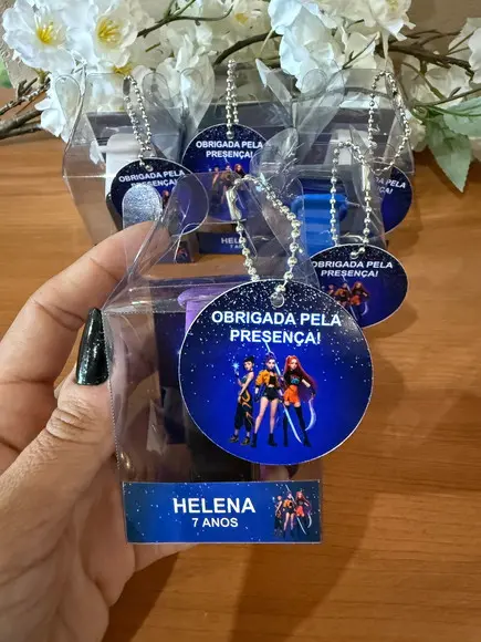 Relógio Infantil com Caixinha Personaliz. Huntrix Guerreiras