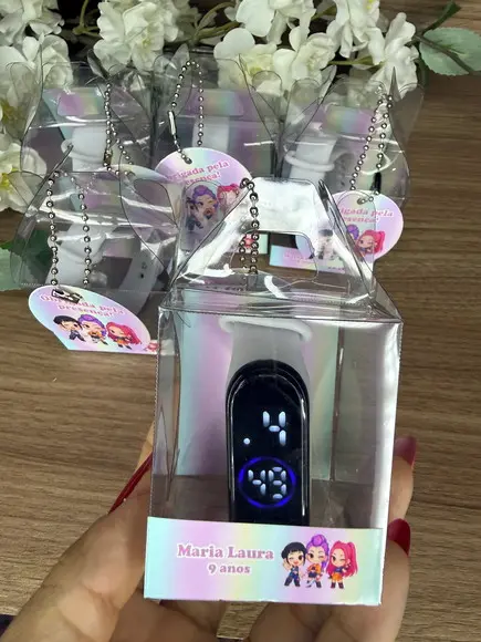 Relógio Infantil com Caixinha Personalizada Guerreiras K-pop