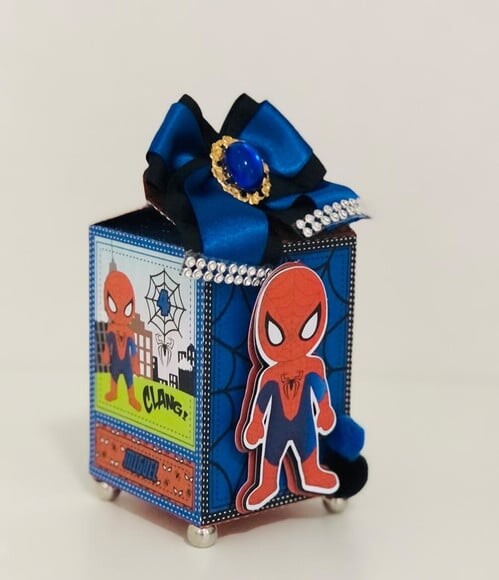 Leve + 13 Arquivo de Corte - Homem Aranha 4