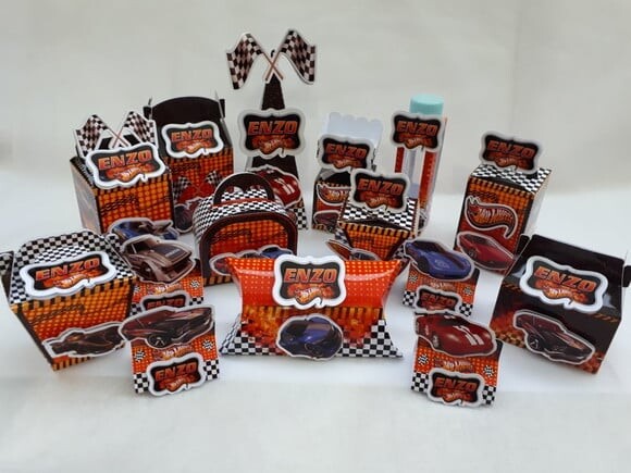 Leve + 13 Arquivo De Corte - Hot Wheels 2