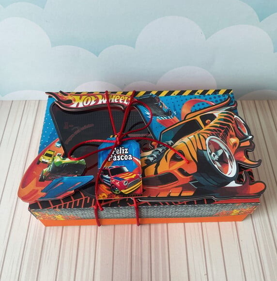 Leve + 13 Arquivo de Corte - Mini Confeiteiro (hot Wheels) 1