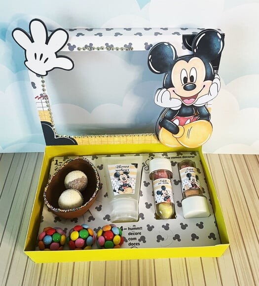 Leve + 13 Arquivo de Corte - Mini Confeiteiro (mickey) 3