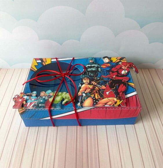 Leve + 13 Arquivo de Corte - Mini Confeiteiro (super Heróis) 1