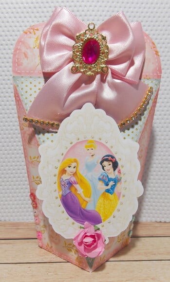 Leve + 13 Arquivo de Corte - Princesas Disney 6