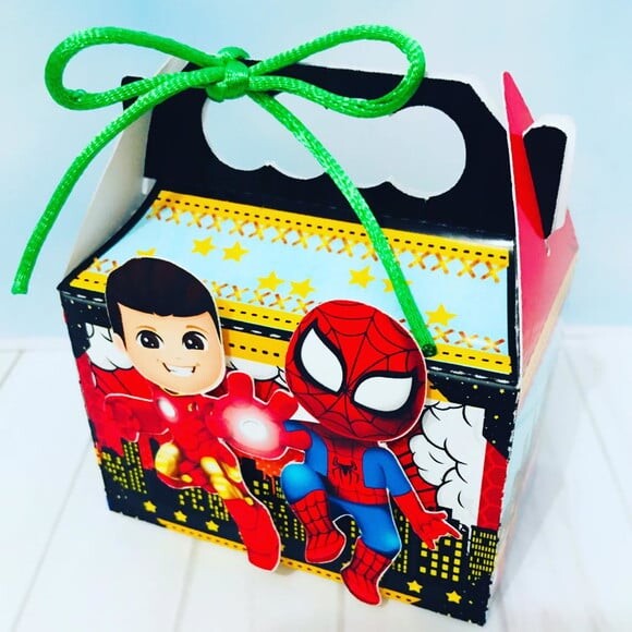 Leve + 13 Arquivo de Corte - Super Heróis 11