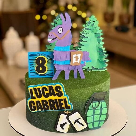 Leve + 13 Arquivo de Corte - Topo de Bolo (Fortnite) 1