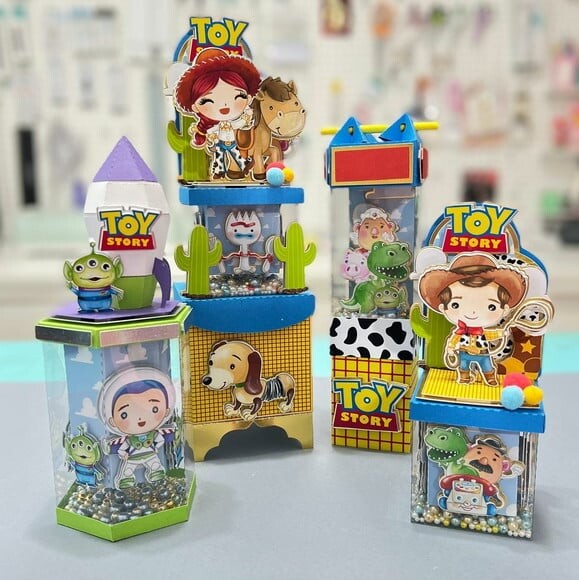 Leve + 13 Arquivo de Corte - Toy Story 25
