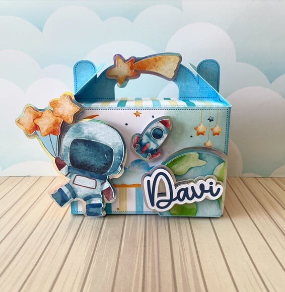 Leve + 13 - Arquivo de Corte - Astronauta 6