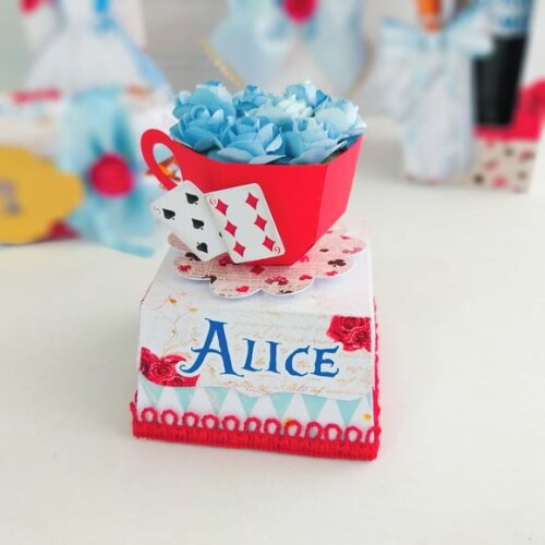 Leve + 13 Arquivo de Corte - Alice 1