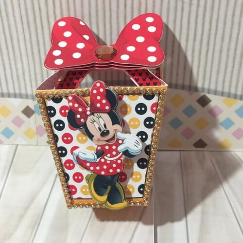 Leve + 13 Arquivo de Corte - Mickey e Minnie 4
