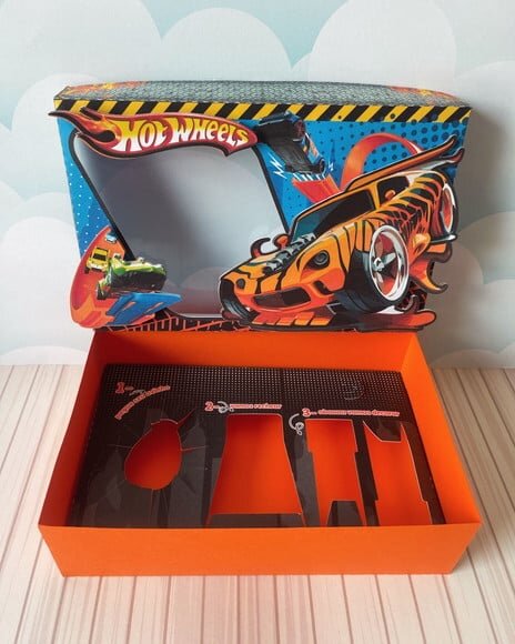 Leve + 13 Arquivo de Corte - Mini Confeiteiro (hot Wheels) 1