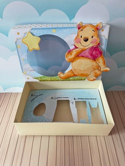 Leve + 13 Arquivo de Corte - Mini Confeiteiro (ursinho Pooh) 2