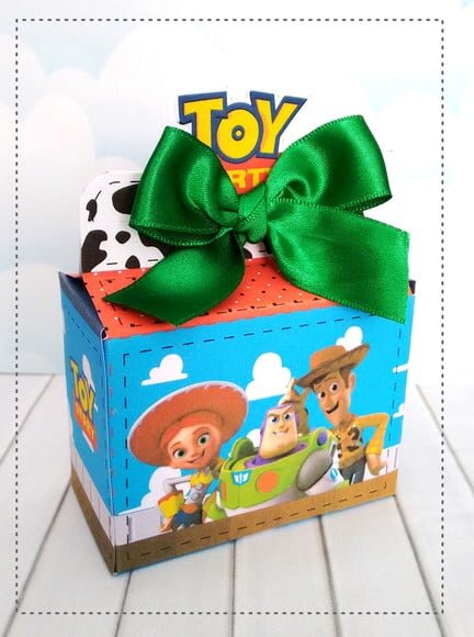 Leve + 13 Arquivo de Corte - Toy Story 21