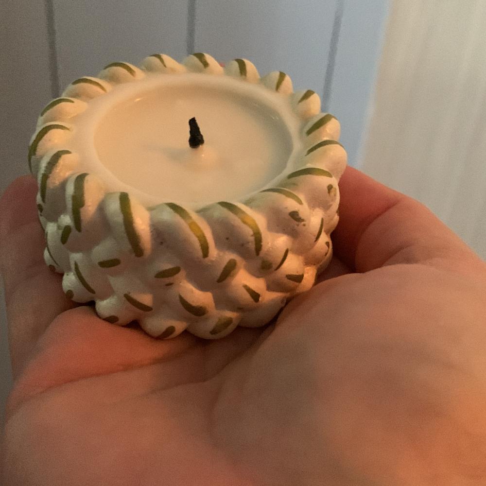 Conjunto mini vela aromática e bandeja de coração para present