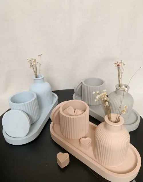 Elegante conjunto Vaso para flores, vela aromática e bandeja ova