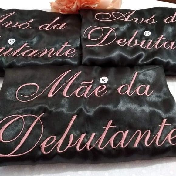 Kit 2 Robe Hobby Roupão Cetim Bordado Mãe Debutante 15 Anos