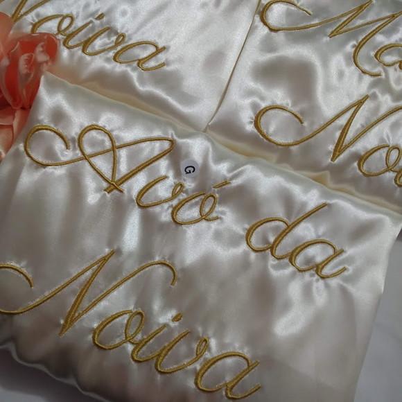Robe cetim bordado noiva madrinha hobby roupão off pérola