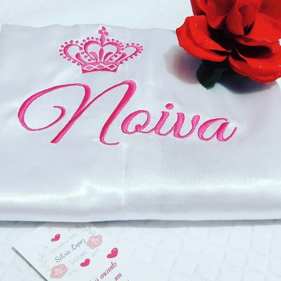 Robe Cetim Bordado Noiva Mãe Debutante Coroa