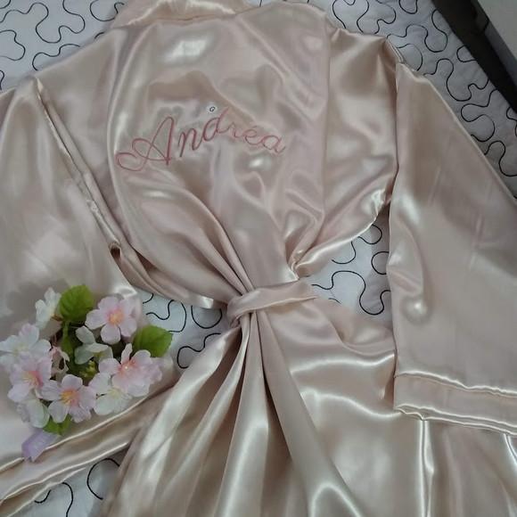 Robe Cetim Manga Longa Bordado Noiva Mãe Debutante
