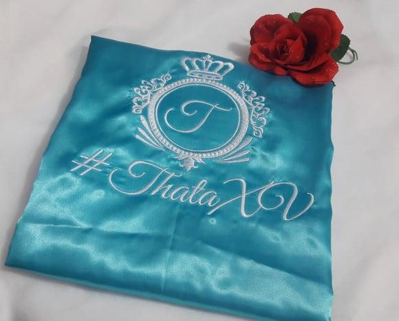 Robe hobbe cetim tiffany brasão noiva mãe debutante 15 anos