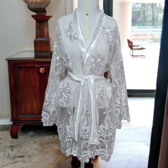 Robe Renda Bordada Noiva Noite Nupcias Lua de Mel