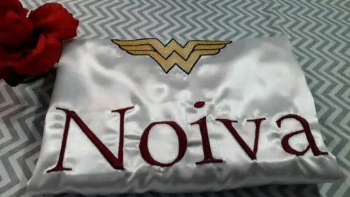 01 Robe cetim bordado noiva mãe debutante mulher maravilha