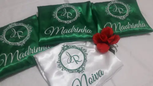 01 un Robe roupão hobbe cetim verde noiva brasão madrinha