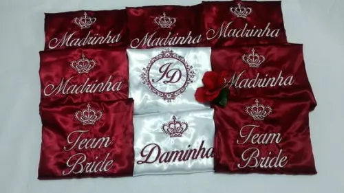 09 Robes hobby roupão bordado noiva madrinha brasão team