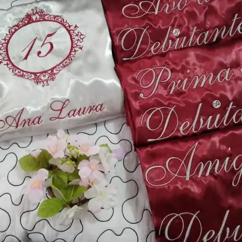 1 Robe Convite Aniversario 15 Anos Debutante Noiva Mãe