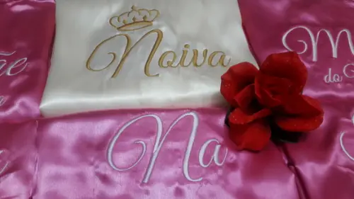 5 Robes Cetim Bordado Personalizado para Debutante 15 Anos
