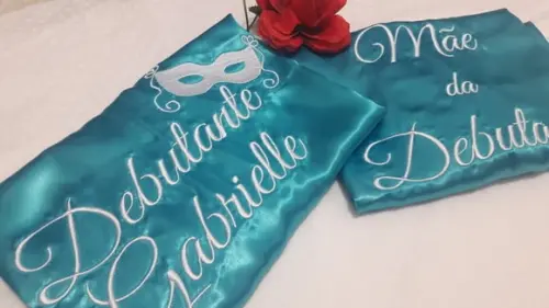 kit 2 Robes cetim bordado debutante máscara e mãe