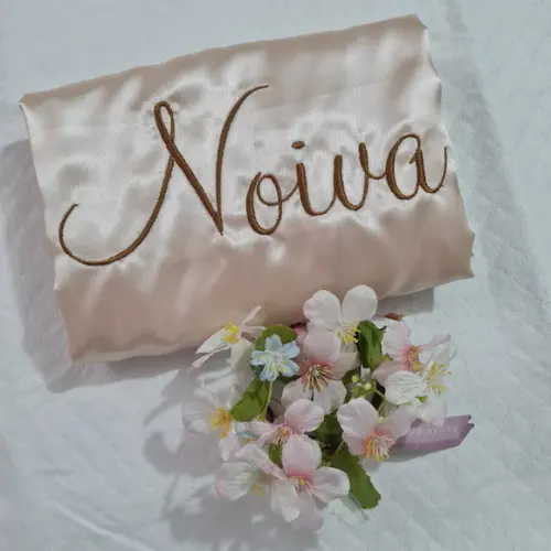 Kit 2 Robes Cetim Bordados Debutante Noiva