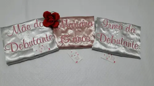 Kit 3 Robes Cetim Bordado Irmã Mãe Debutante Rosa Chá Prata