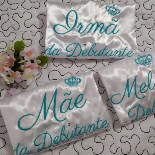 Kit 3 Robes Cetim Hobbi Roupão 15 Anos Mãe Debutante Coroa