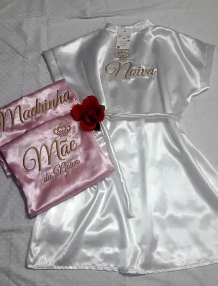 Kit 3 Robes Cetim Bordado Noiva Mãe Debutante