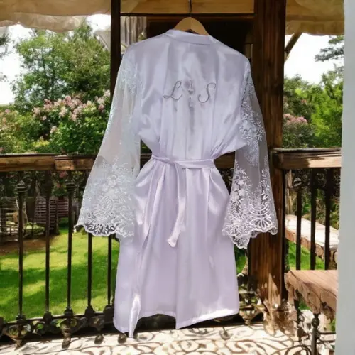Plus Size Robe Cetim Manga Longa Renda Bordada Modelo Mara