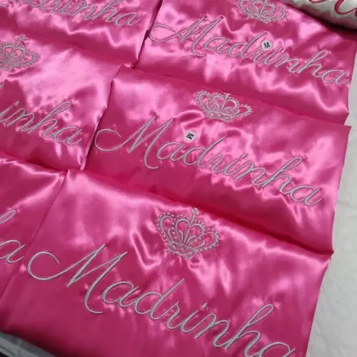 Robe Cetim Bordado Noiva Debutante Brasão Rosa Chiclete