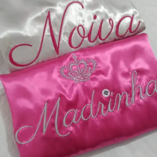 Robe Cetim Bordado Noiva Debutante Brasão Rosa Chiclete