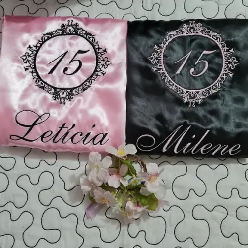 Robe hobbe cetim tiffany brasão noiva mãe debutante 15 anos