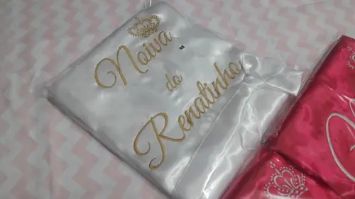 Robe hobby cetim bordado noiva mãe madrinha