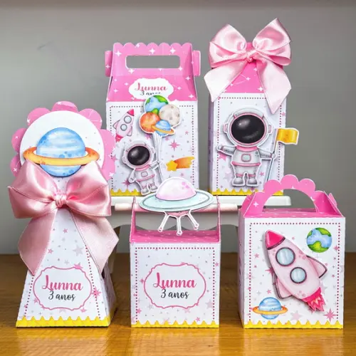 Lembrancinhas Personalizadas Astronauta Rosa - 15 Pçs