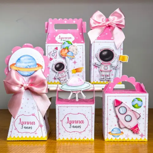 Lembrancinhas Personalizadas Astronauta Rosa - 30 Pçs